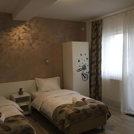 Top Style Villa Bragadiru Екстер'єр фото